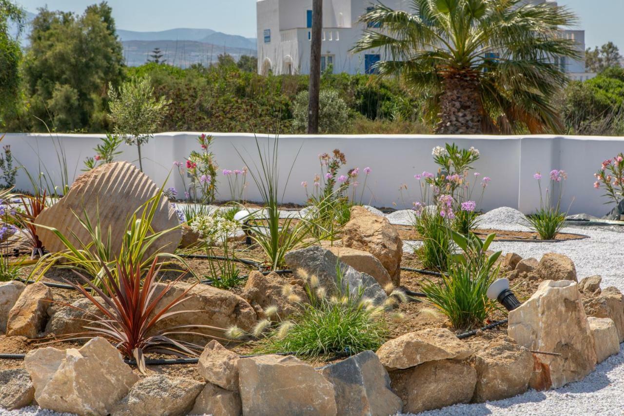 Crystal Mare Suites Naxos City Exterior foto