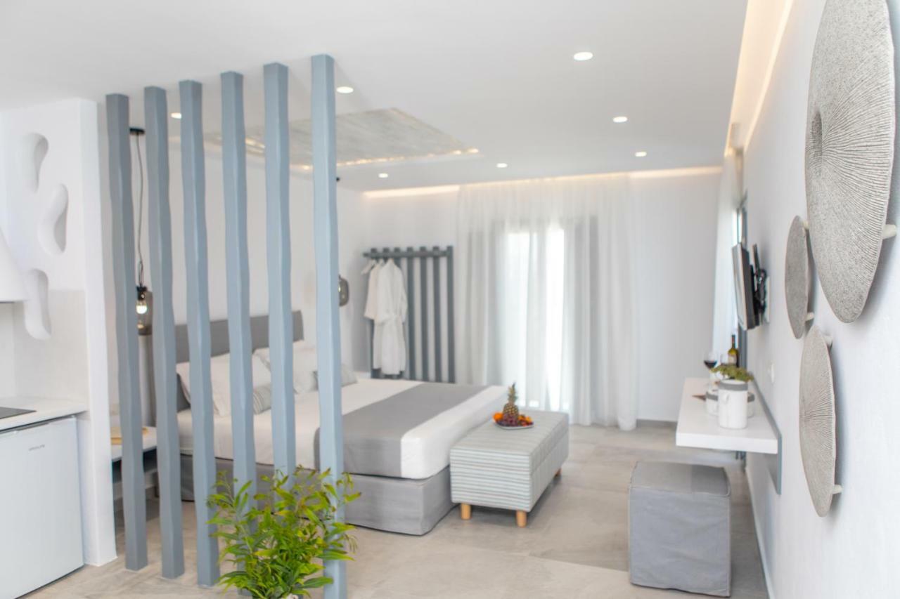Crystal Mare Suites Naxos City Exterior foto